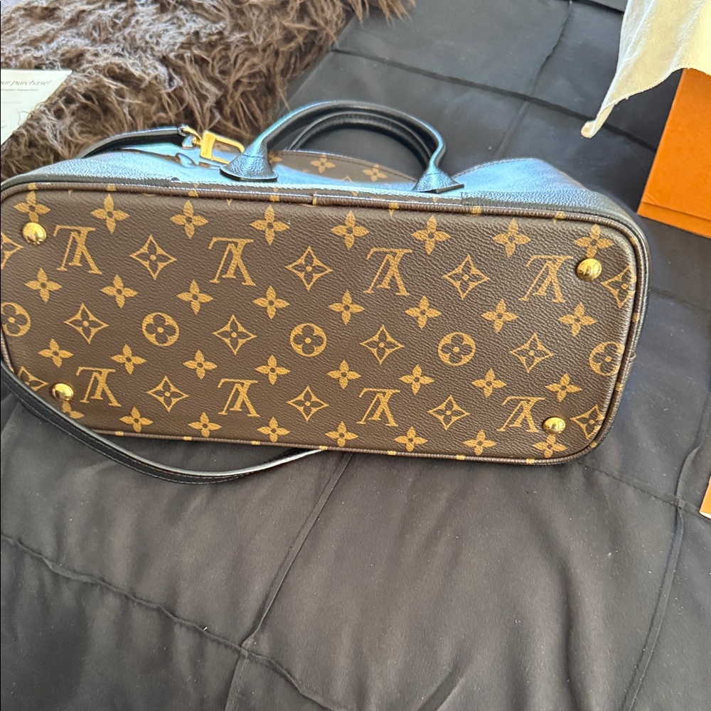 Louis Vuitton Flandrin - Picture 8 of 11